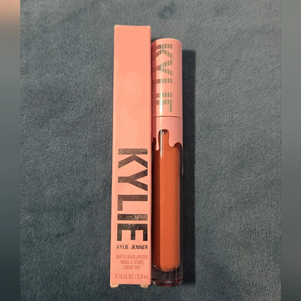 Kylie Cosmetics Matte Liquid Lipstick - On Brand